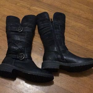 Black boots never wore